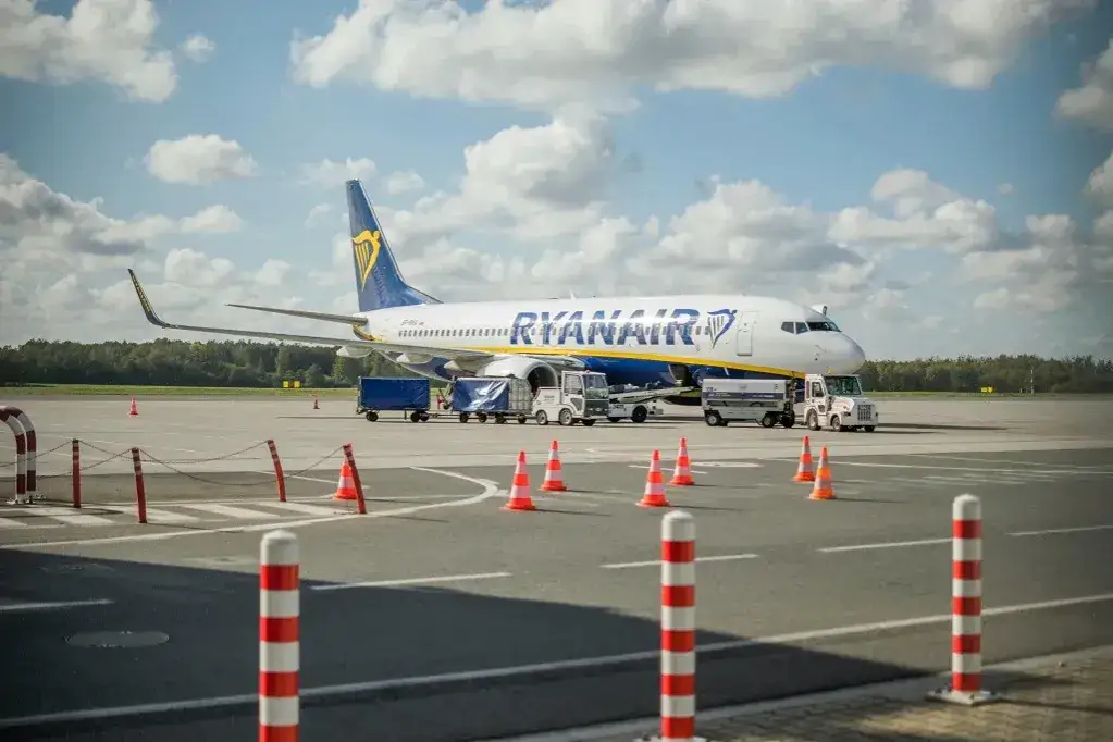 Zdjęcie Jak odprawić bagaż rejestrowany Ryanair bez zbędnych problemów