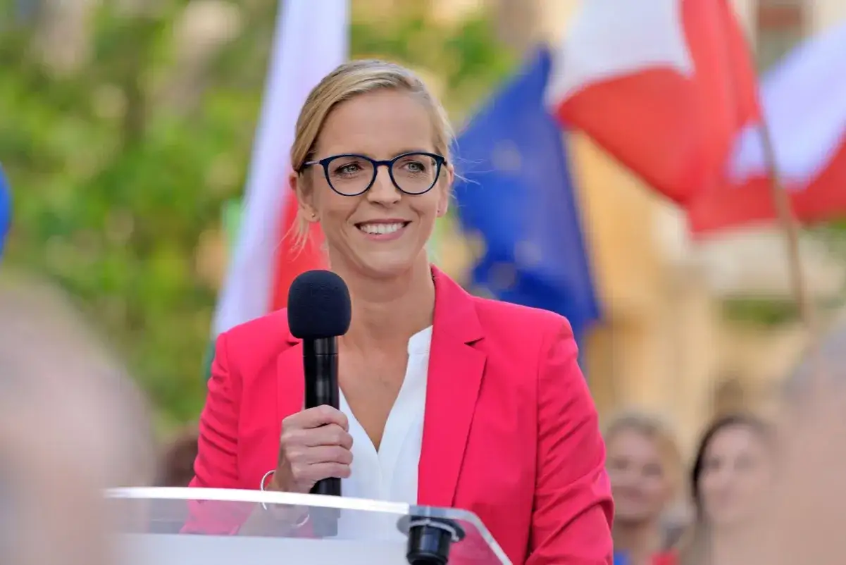 Zdjęcie Gdzie pracuje zona Trzaskowskiego? Odkryj jej rolę w MiniCiti