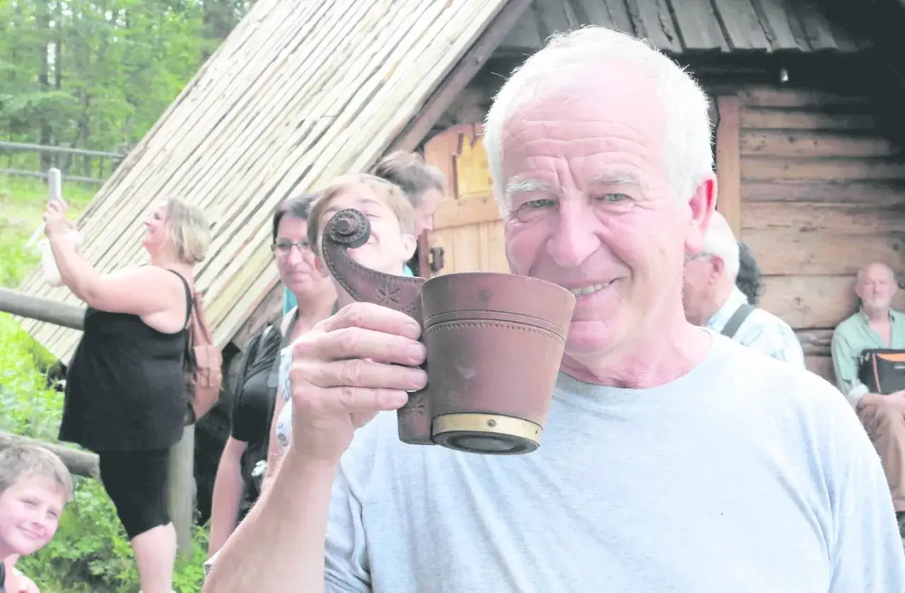 Zdjęcie Bacówka Zakopane Krupówki - idealne miejsce na góralską ucztę