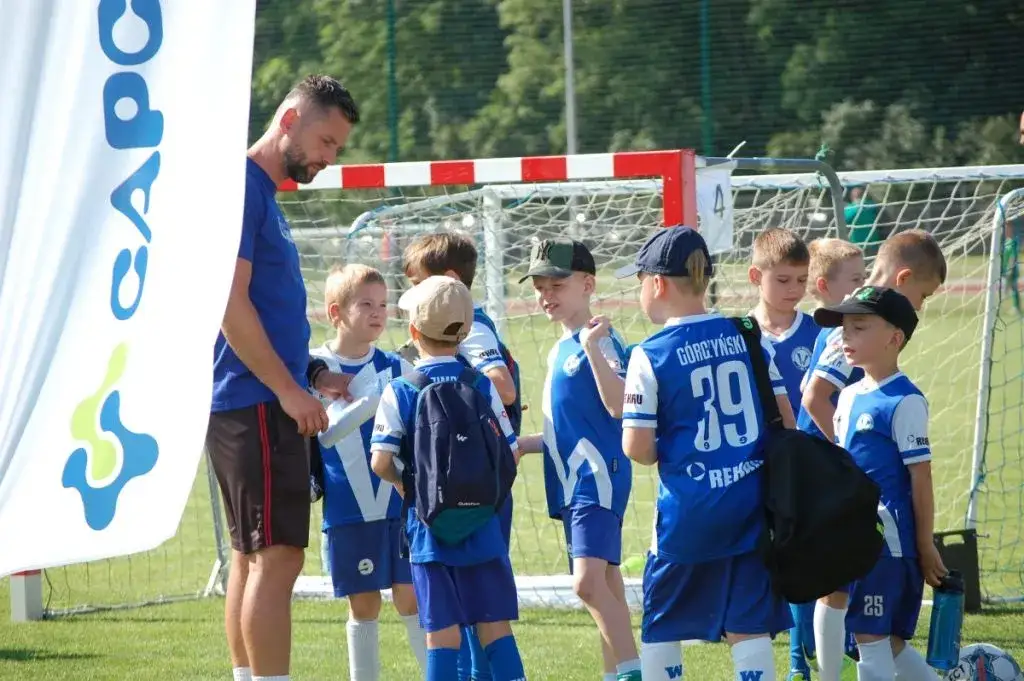 Zdjęcie Jak zostać piłkarzem w wieku 10 lat – kluczowe umiejętności i wsparcie