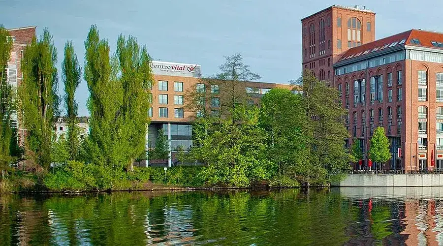 centrovital hotel berlin aussenansicht spandauer see