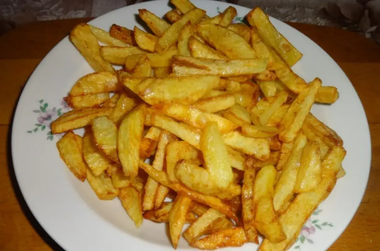 frytki ze świeżych ziemniaków przygotowanie