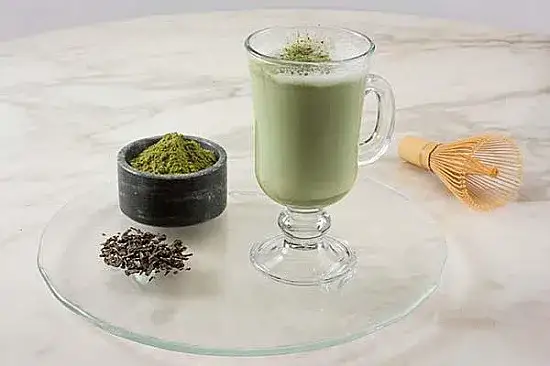 Matcha latte benefits antioxidants L-theanine