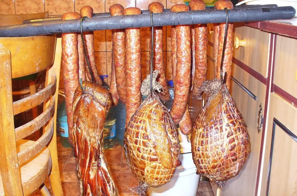 składniki na marynatę do boczku