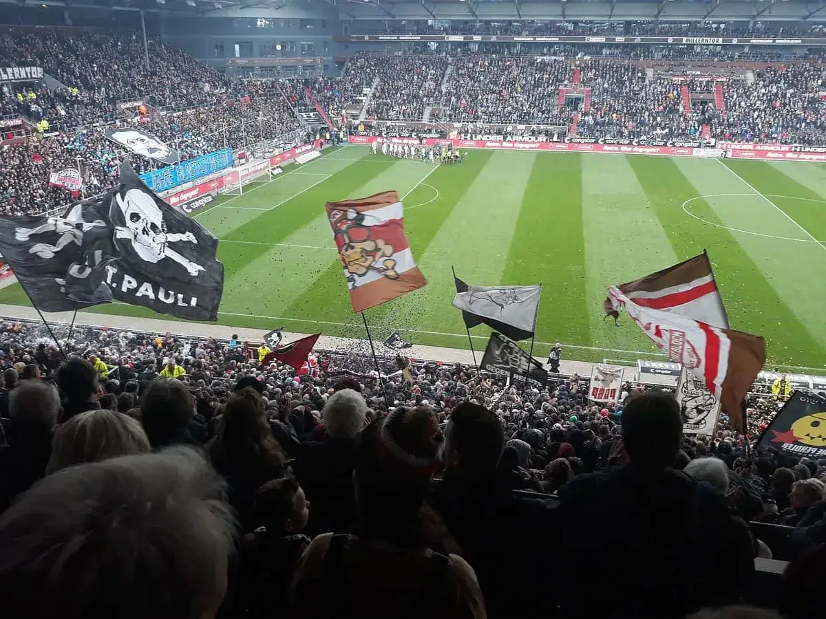 FC St. Pauli kibice stadion Millerntor atmosfera