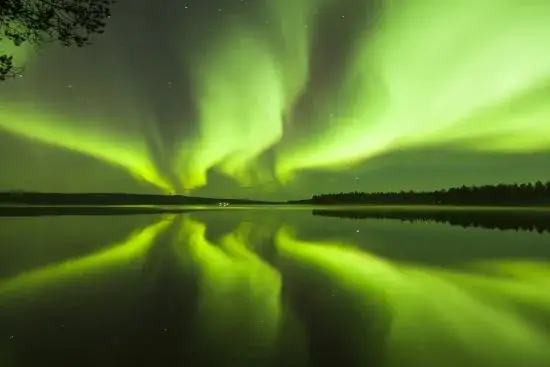 Finlandia krajobraz zorza polarna jezioro