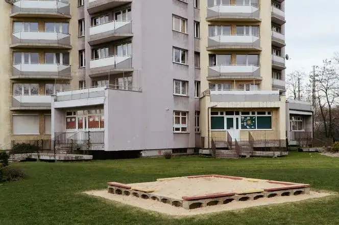 Zdjęcie Ile pięter ma osiedle gwiazdy w Katowicach? Zaskakujące szczegóły!