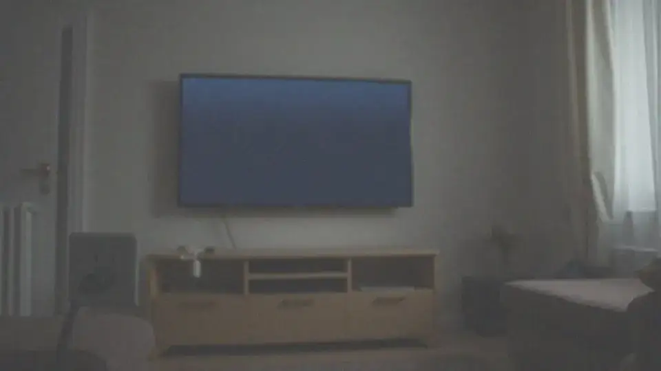 Zdjęcie Ile prądu pobiera telewizor plazmowy 50 cali i jak wpływa na rachunki?