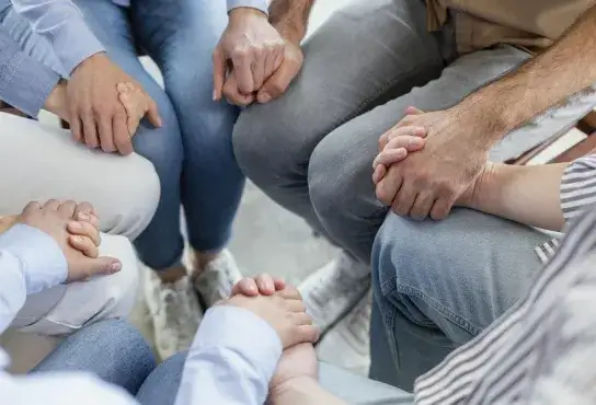 grupa wsparcia uzależnienia, terapia uzależnień