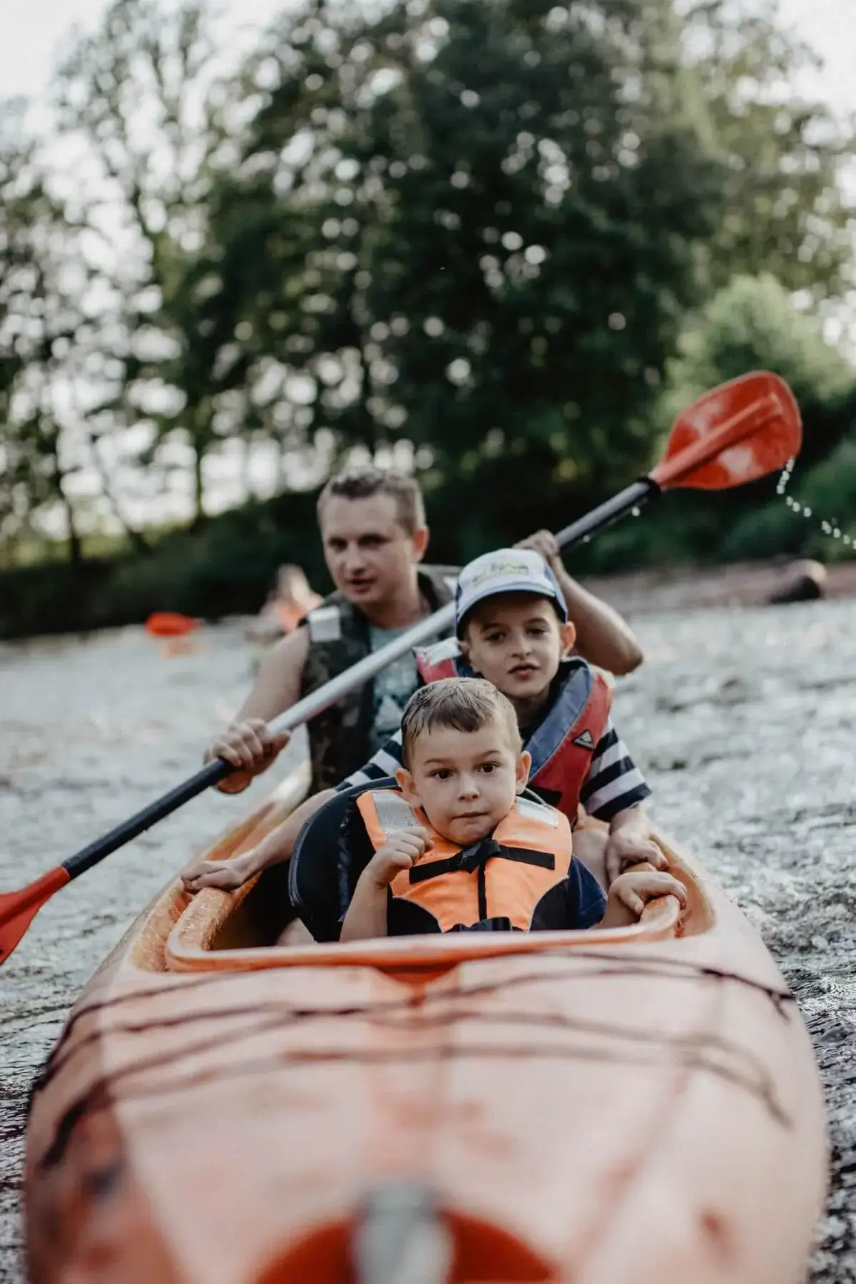 Zdjęcie Spływ kajakowy Kolonowskie – najlepsze trasy i ceny na Małej Panwi