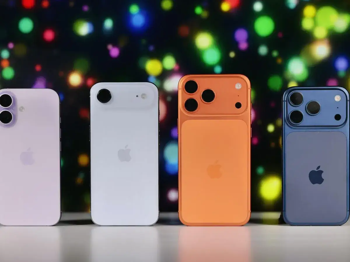 Cztery iPhone'y w różnych kolorach: fioletowy, biały, pomarańczowy i niebieski. Czy to najnowszy iPhone?