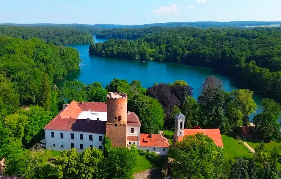 Zamek Joannit&oacute;w Łag&oacute;w, Międzyrzecki Rejon Umocniony MRU, Park Mużakowski