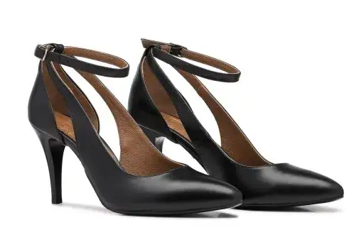 r&oacute;żne rodzaje but&oacute;w do tańca high heels, stabilne obcasy, paski na kostkę