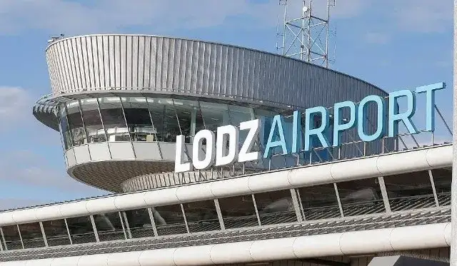 Zdjęcie Gdzie można polecieć z Łodzi? Sprawdź najlepsze kierunki lotów