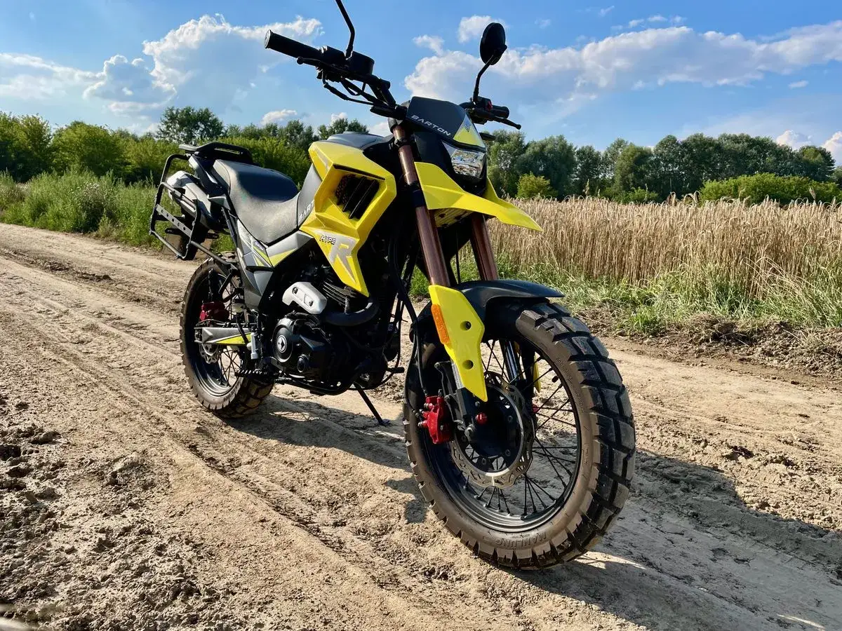 Zdjęcie Jakie prawo jazdy na enduro? Uniknij problemów na drodze!