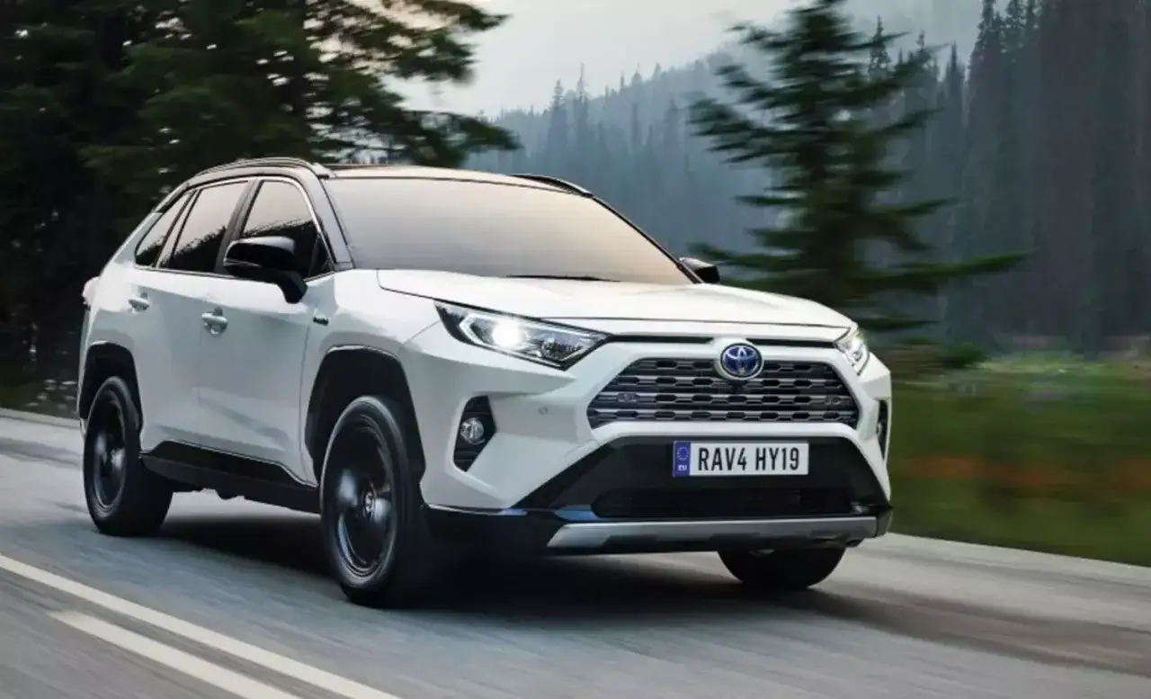 Zdjęcie Jaki SUV w teren wybrać, aby nie utknąć w trudnych warunkach?