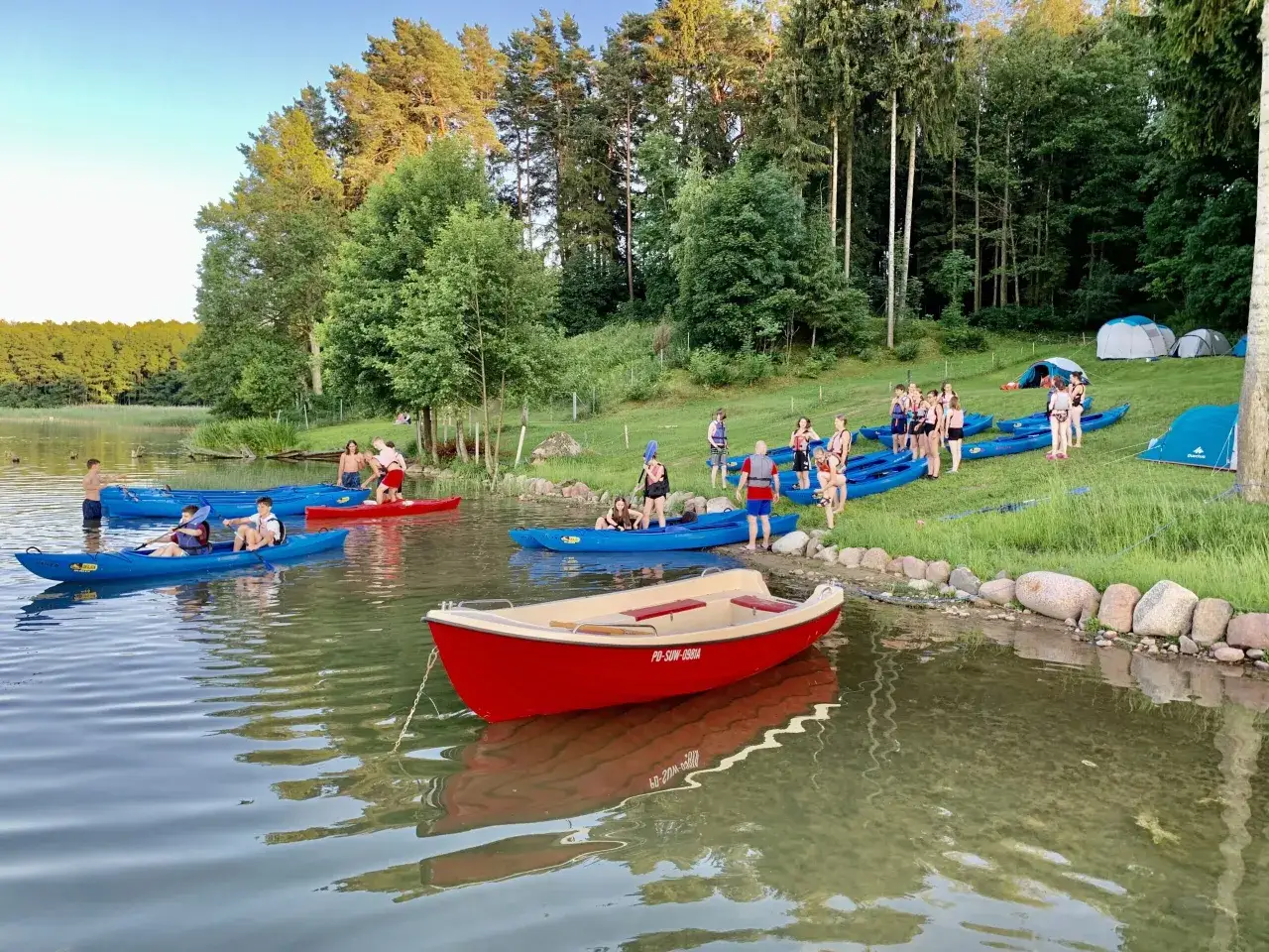Zdjęcie Spływ kajakowy Kraków-Tyniec: trasa, atrakcje i praktyczne porady dla początkujących