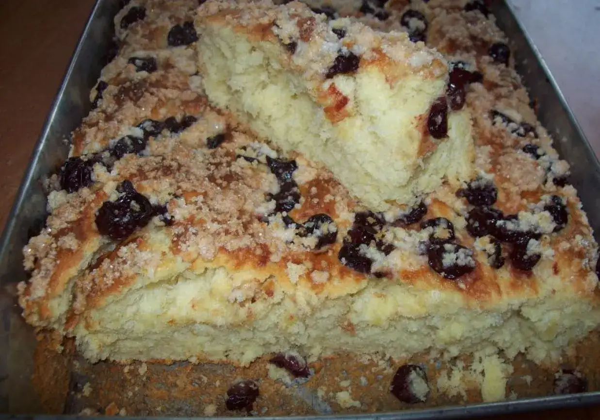 Zdjęcie Jak długo piec placek drożdżowy? Idealny czas i temperatura