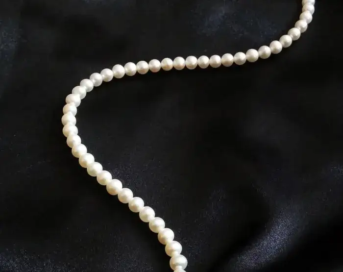 Zdjęcie Czy perły naprawdę przynoszą szczęście? Symbolika i wpływ na życie