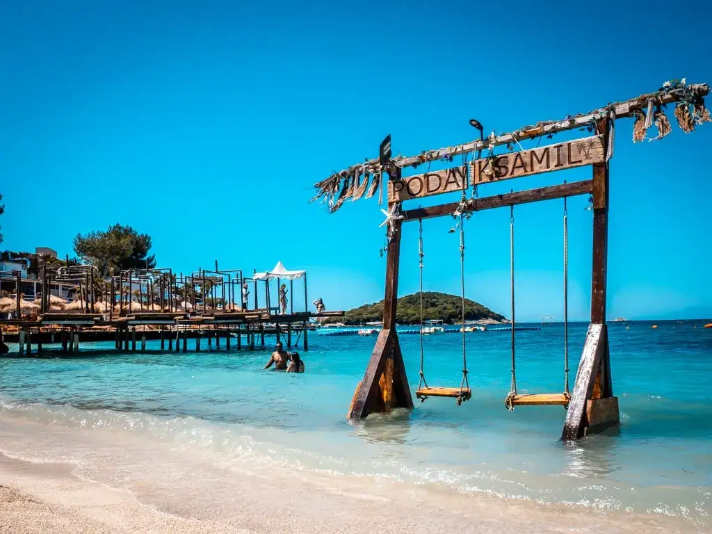 Zdjęcie Albania: Najpiękniejsze miejsca, plaże, g&oacute;ry i miasta | Przewodnik