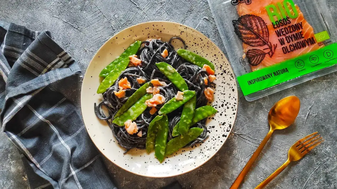 Zdjęcie Spaghetti nero: odkryj tajemnice czarnego makaronu i jego zastosowanie