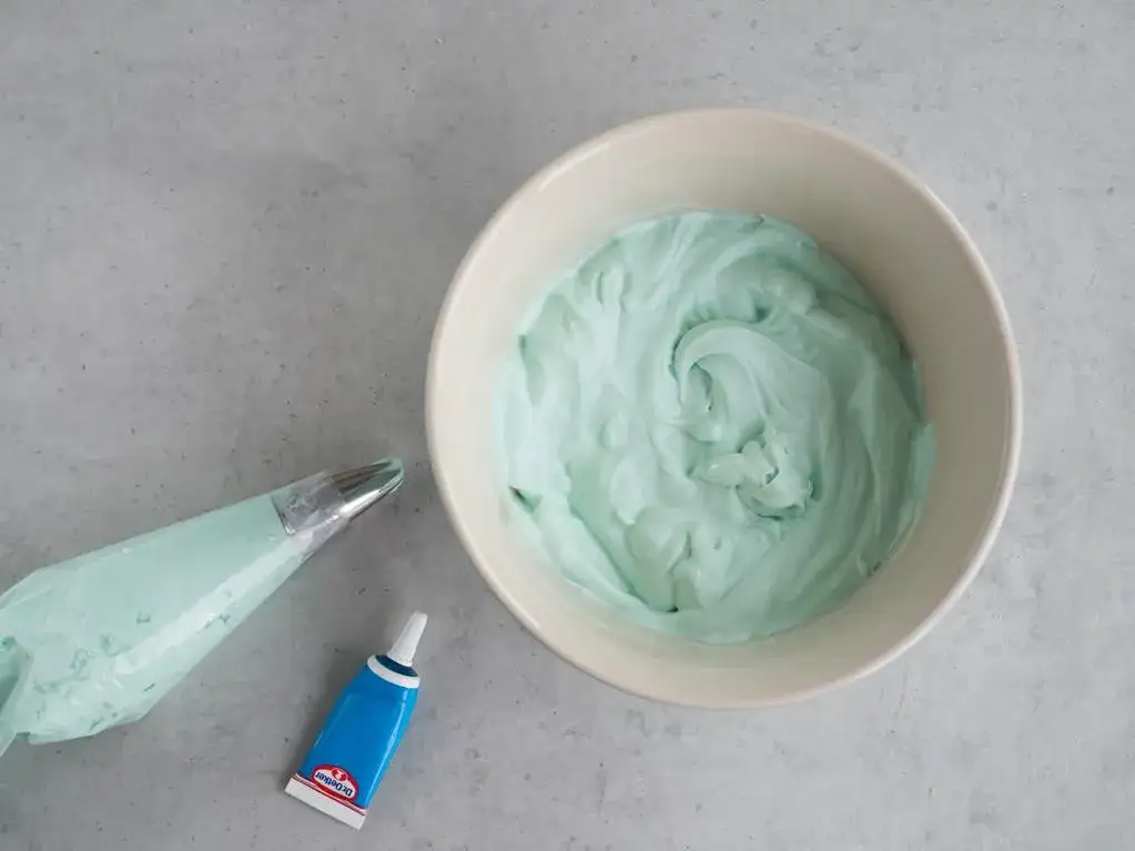 Zdjęcie Jak nadziać babeczki kremem – proste techniki i sprawdzone porady