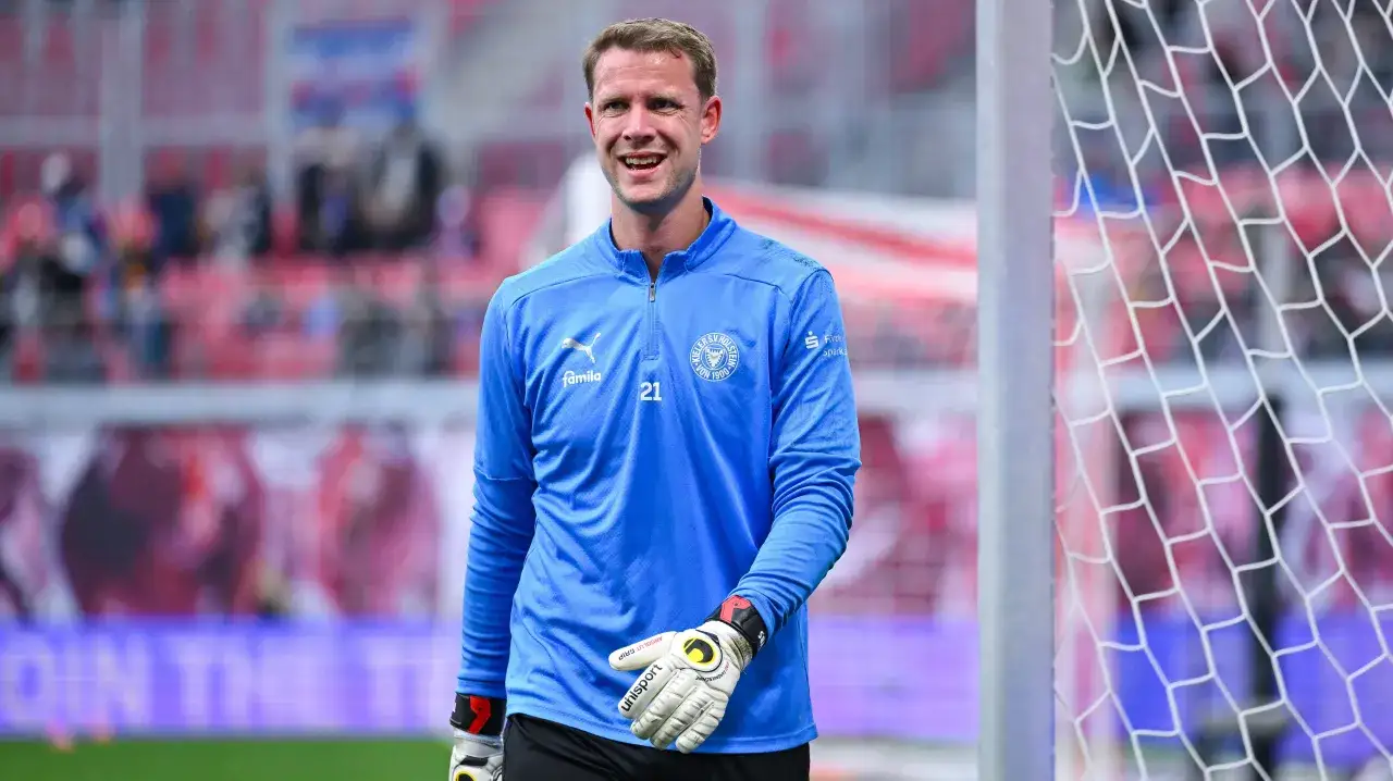 bramkarz ekstraklasa interwencja