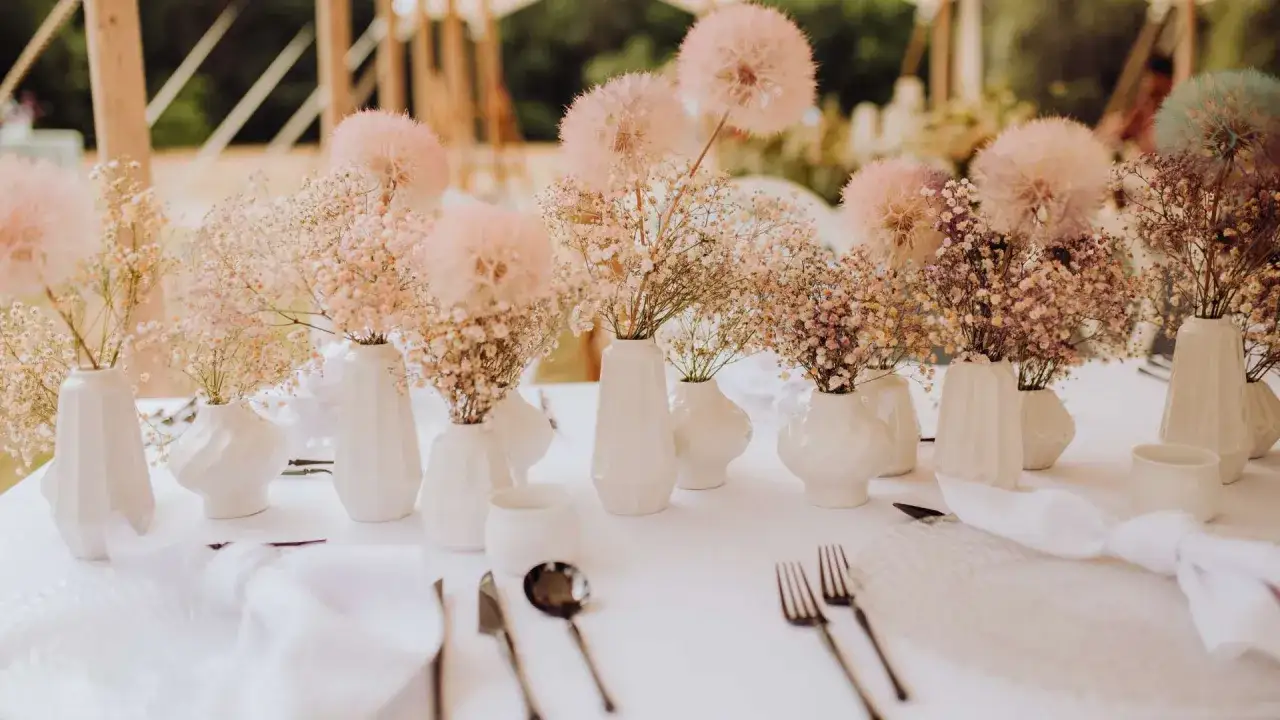 dekoracja sali na komunię inspiracje 2026