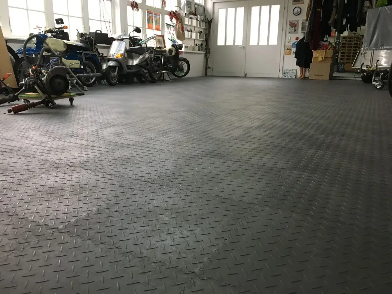 Przykłady posadzek warsztatowych