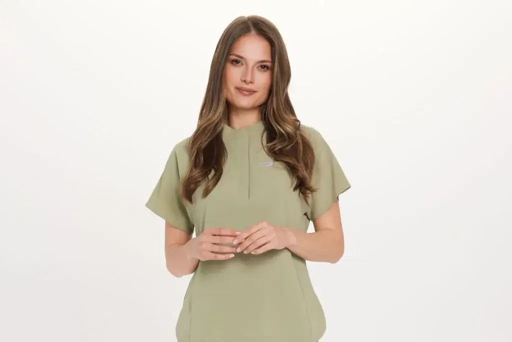 paleta barw modnych bluz beże szarości zieleń brudny r&oacute;ż