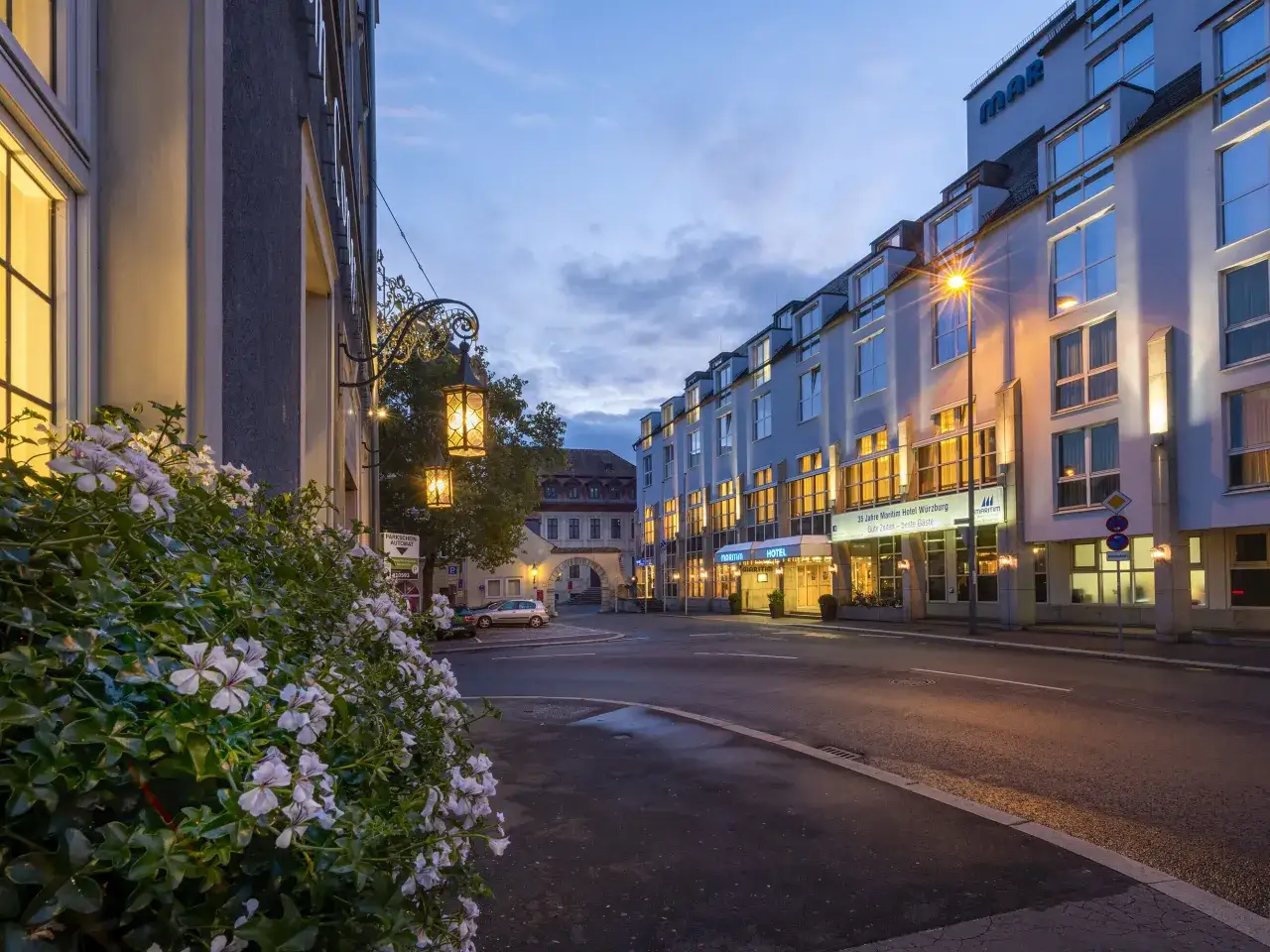 Maritim Hotel W&uuml;rzburg Mainufer Festung Marienberg