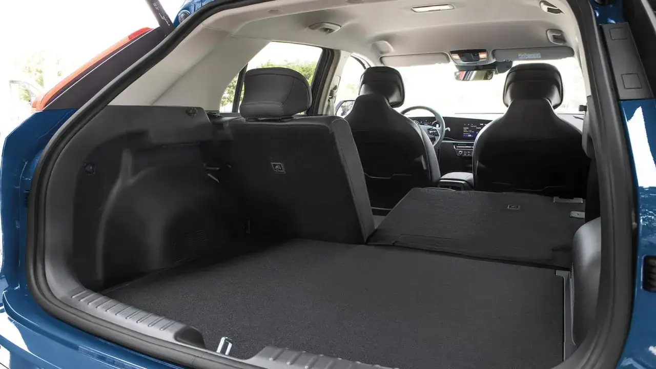 Kia Niro SG2 bagażnik porównanie wersji