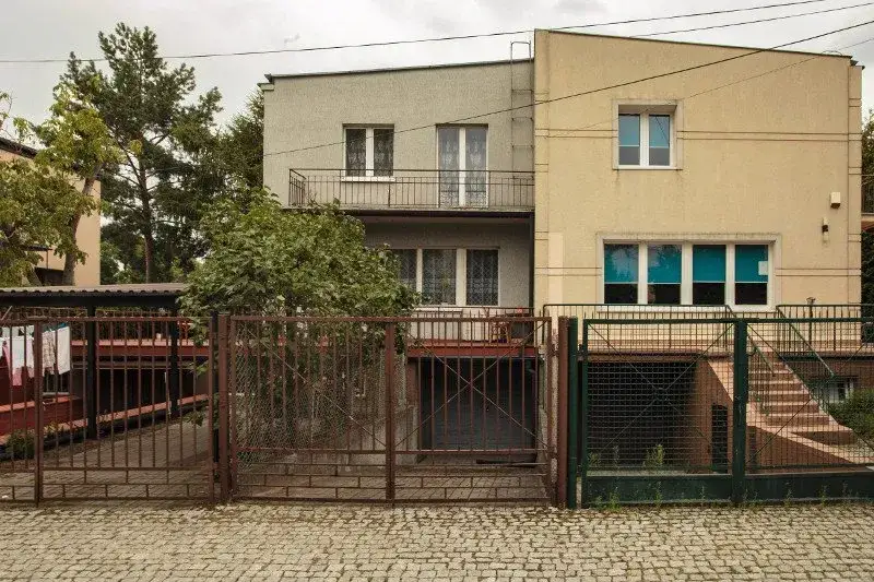 dom jarosława kaczyńskiego żoliborz