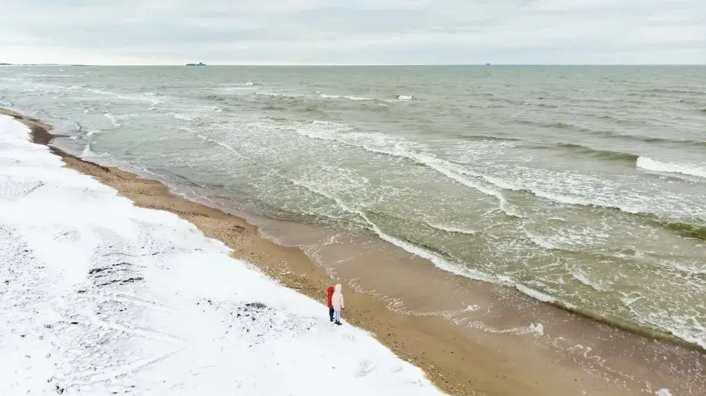 zimowy Bałtyk plaża sylwester