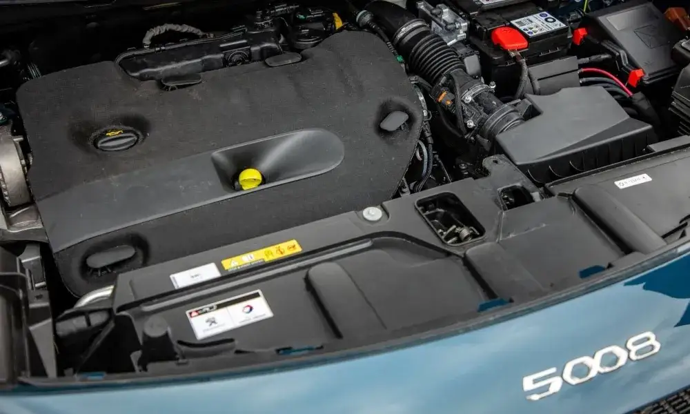 Peugeot 5008 silniki diesel BlueHDi