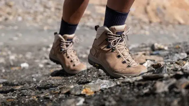 come scegliere scarpe da montagna decathlon criteri