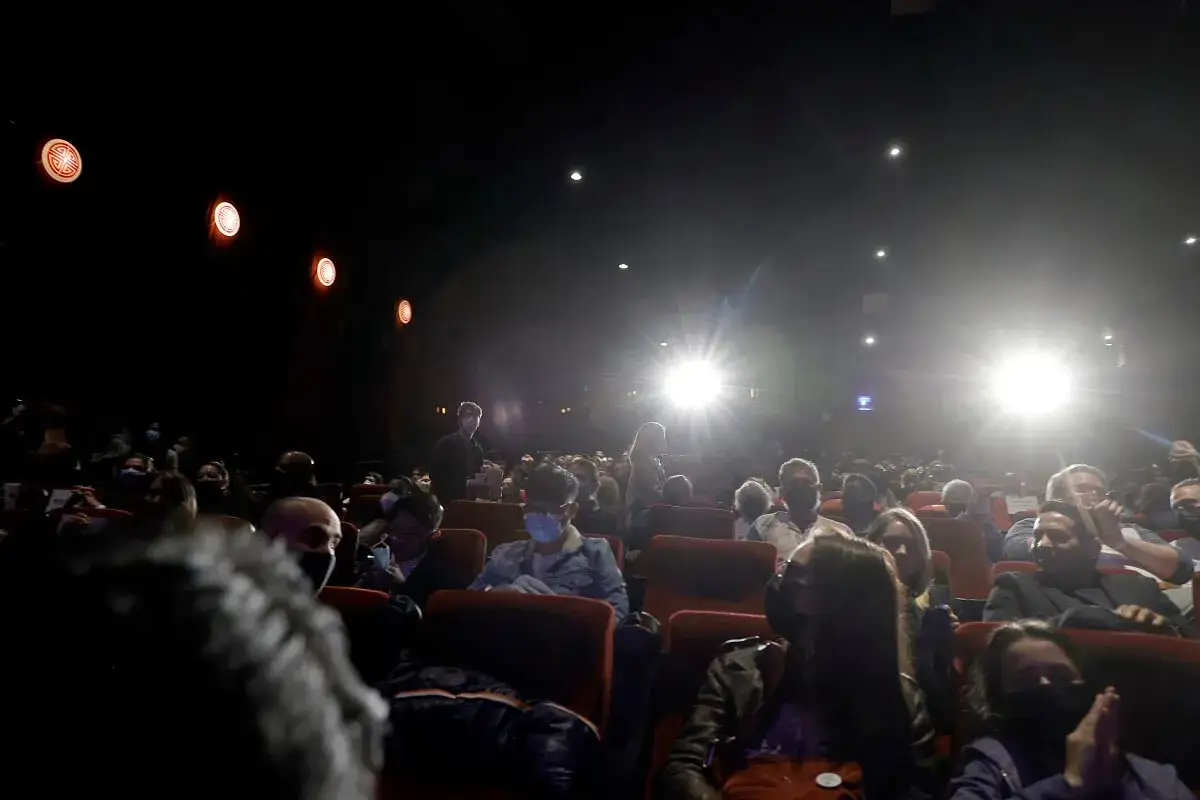 Zdjęcie Ile zarabia pracownik kina? Zaskakujące fakty o pensjach w branży