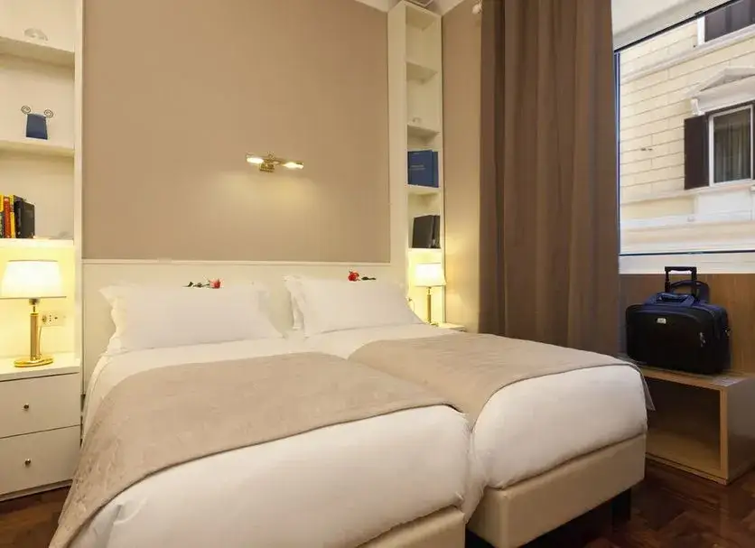 R&oacute;żne typy zakwaterowania w Rzymie (hostel, B&B, hotel)