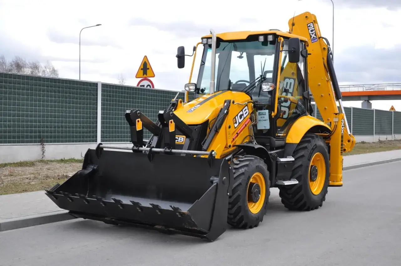 koparko-ładowarka JCB 3CX