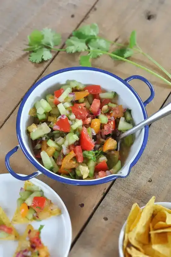 Zdjęcie Recette de salade de concombre et tomate : fraîcheur et simplicité à portée de main