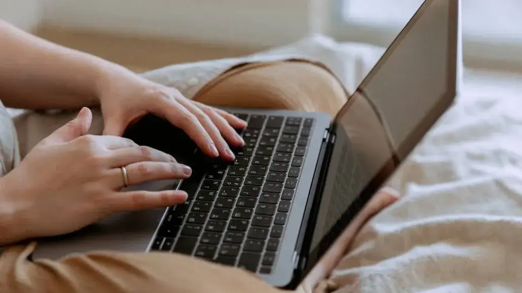 Zdjęcie Jak napisać do profesora: sprawdzone zasady i przykłady wiadomości