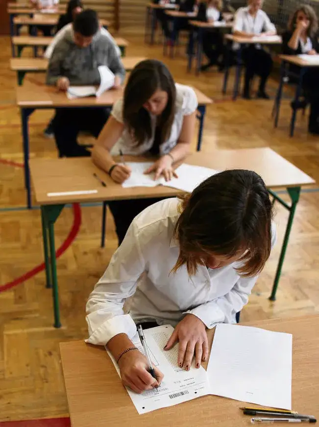 Zdjęcie Kiedy nauczyciel nie może zrobić sprawdzianu? Poznaj ważne zasady