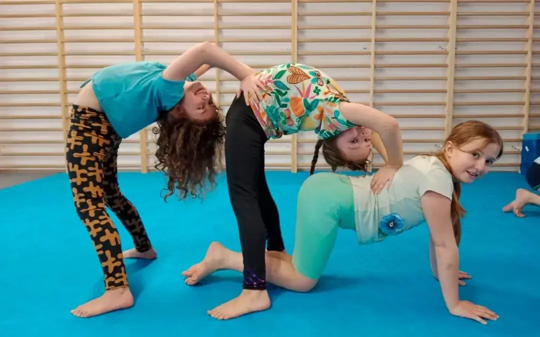 Zdjęcie Zajęcia z akrobatyki dla dzieci – rozwój, radość i nowe umiejętności