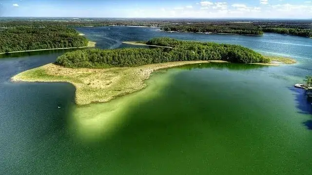 Zdjęcie Jezioro Nyskie: Tajemnice, atrakcje i historia, które musisz poznać