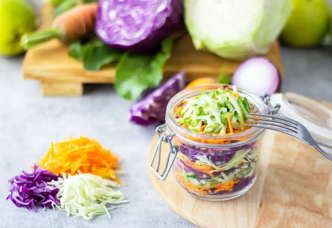 składniki na dressing do surówki