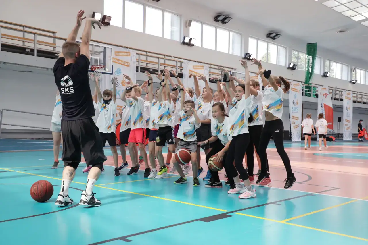 r&oacute;żne formy aktywności fizycznej młodzieży