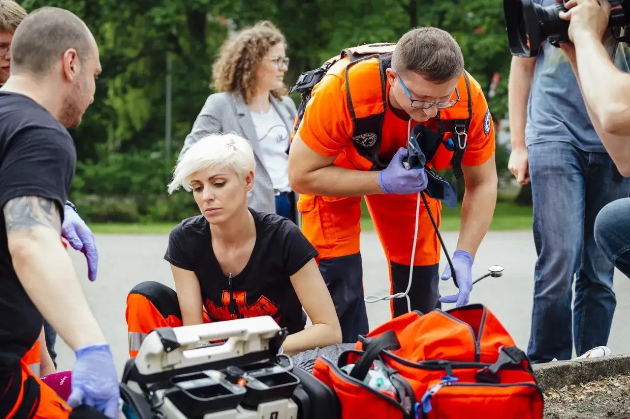 Zawody medyczne instruktor pierwszej pomocy