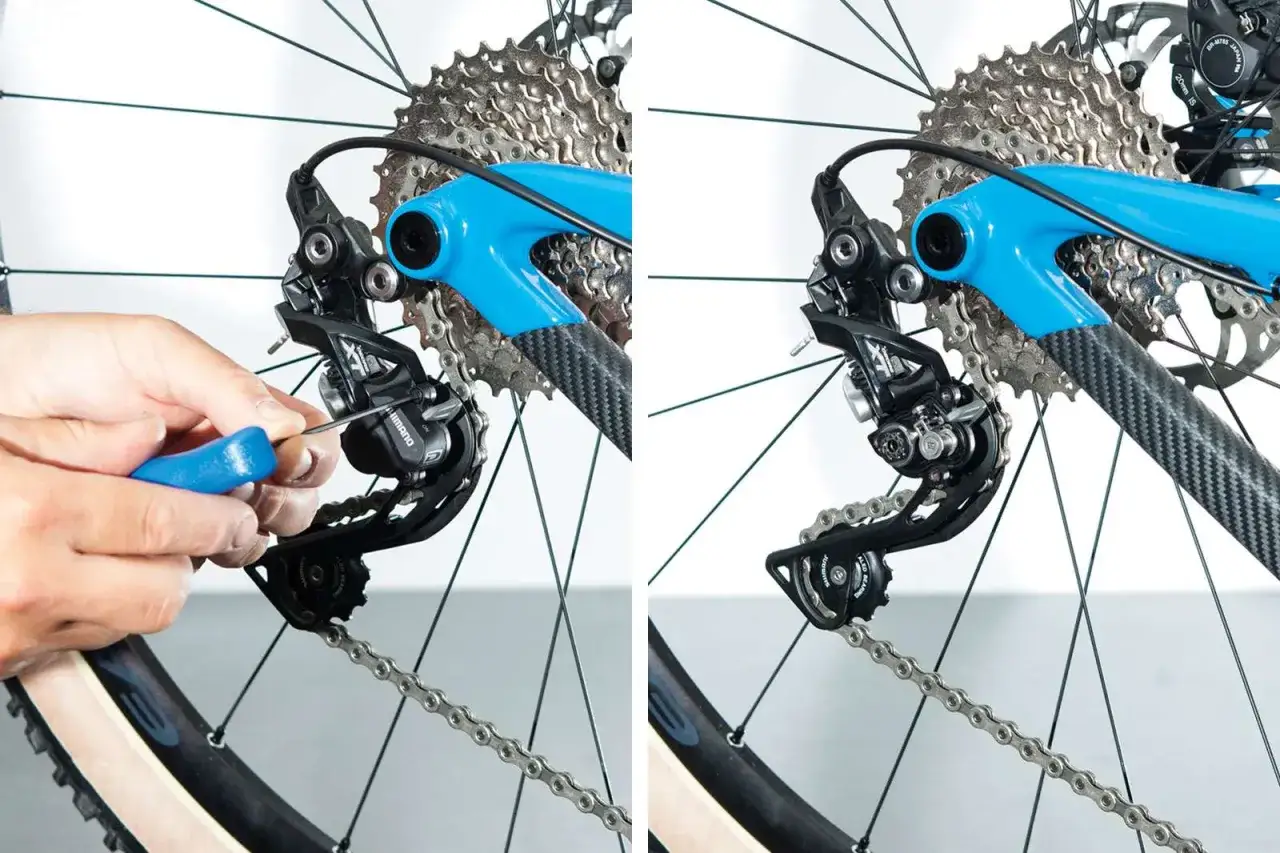 Regulacja sprzęgła w przerzutce rowerowej. Dłoń z narzędziem przy tylnej przerzutce, obok kasety i łańcucha.