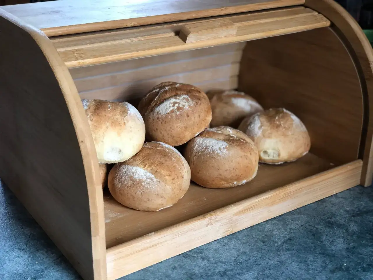 odświeżanie bułek w piekarniku krok po kroku