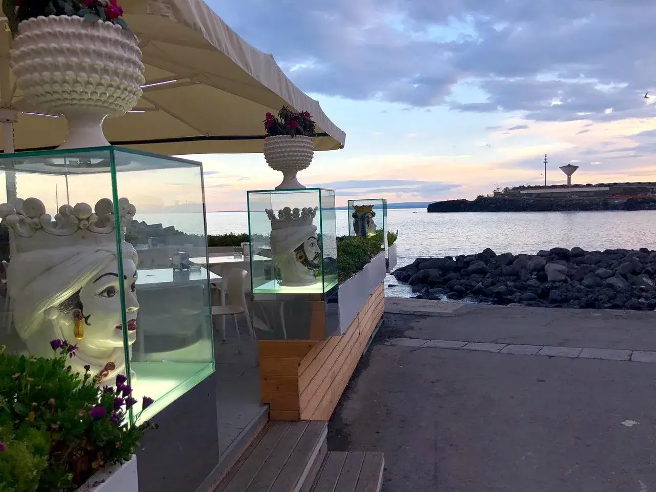 terrazza ristorante il faro catania tramonto